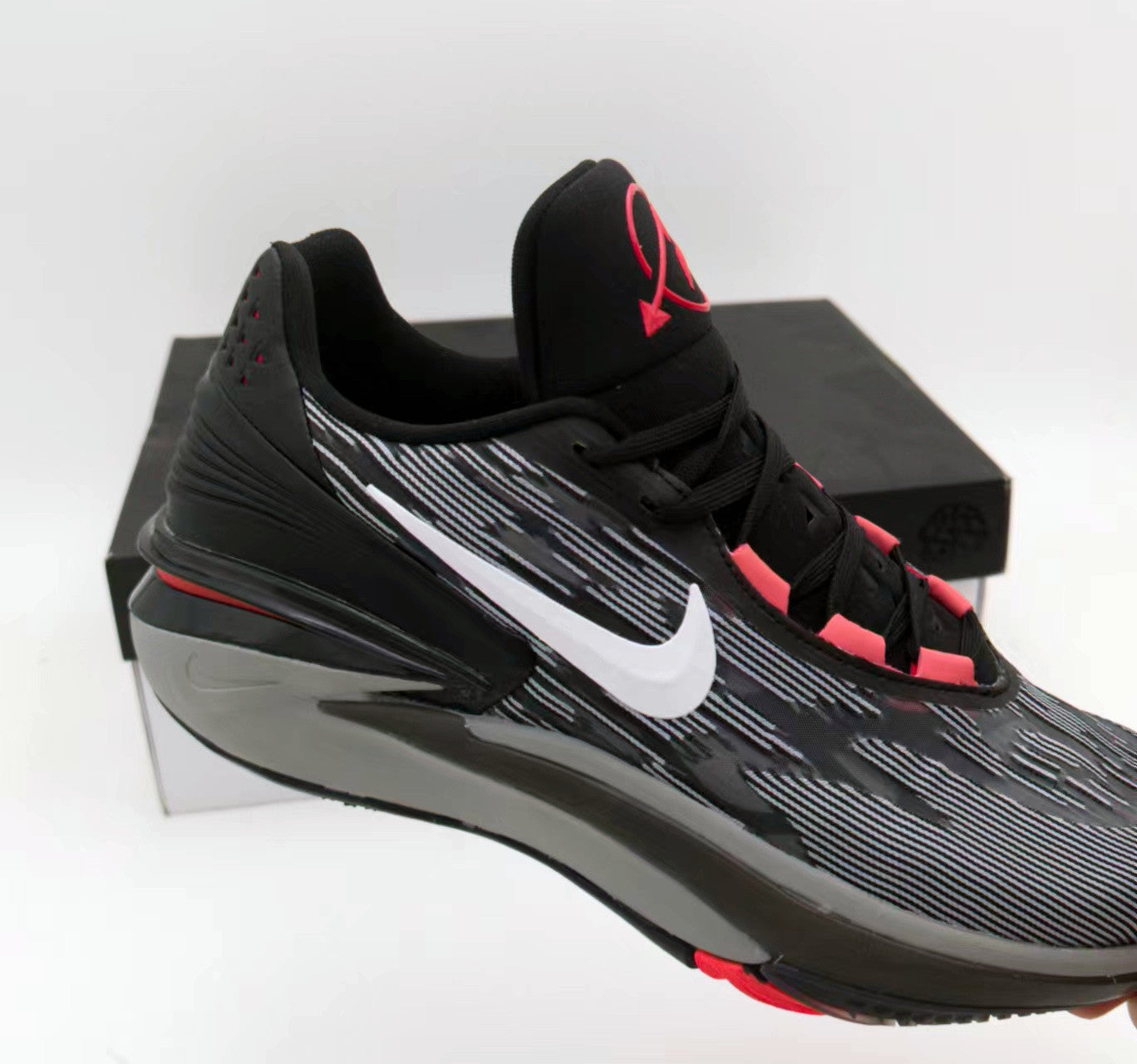 NIKE ZOOM GT CUT 2 x BLACK BRIGHT CRIMSON