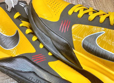 NIKE KOBE 5 PROTRO x BRUCE LEE