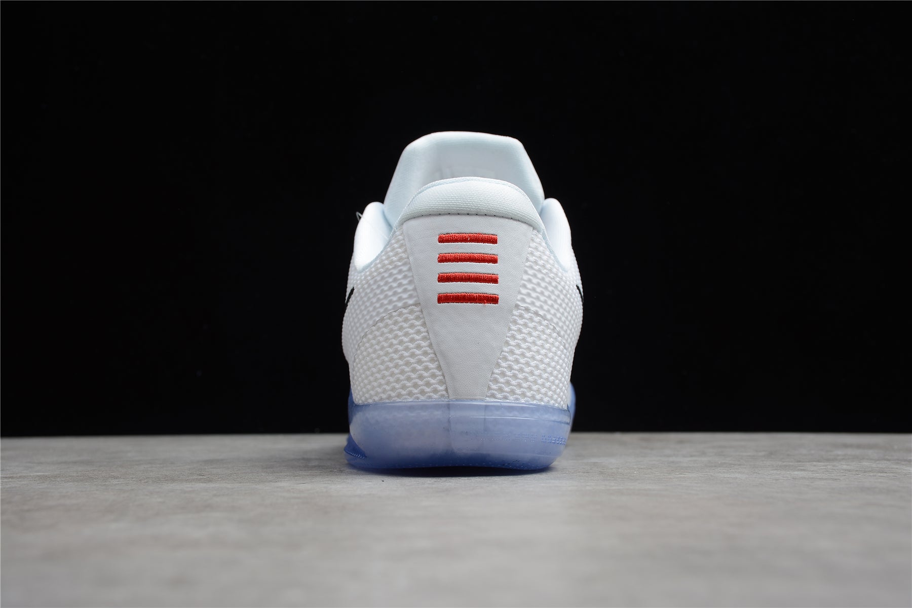 NIKE KOBE 11 x TEAM BANK WHITE