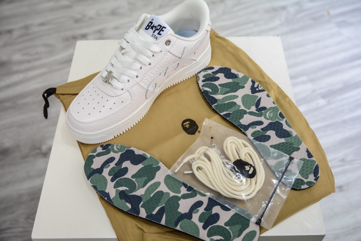A Bathing Ape Bapesta x OVO