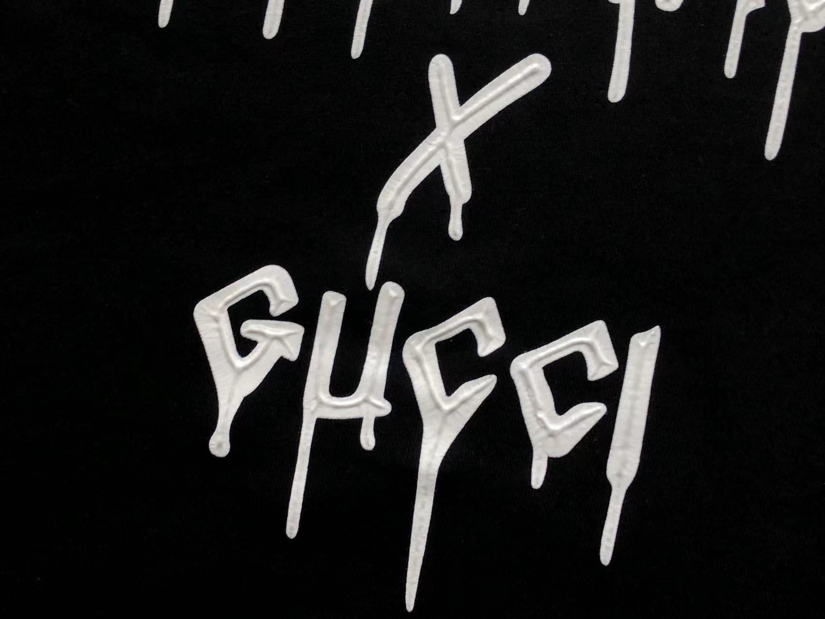 Gvc*1 x Ba1en*iaga Sweatshirt