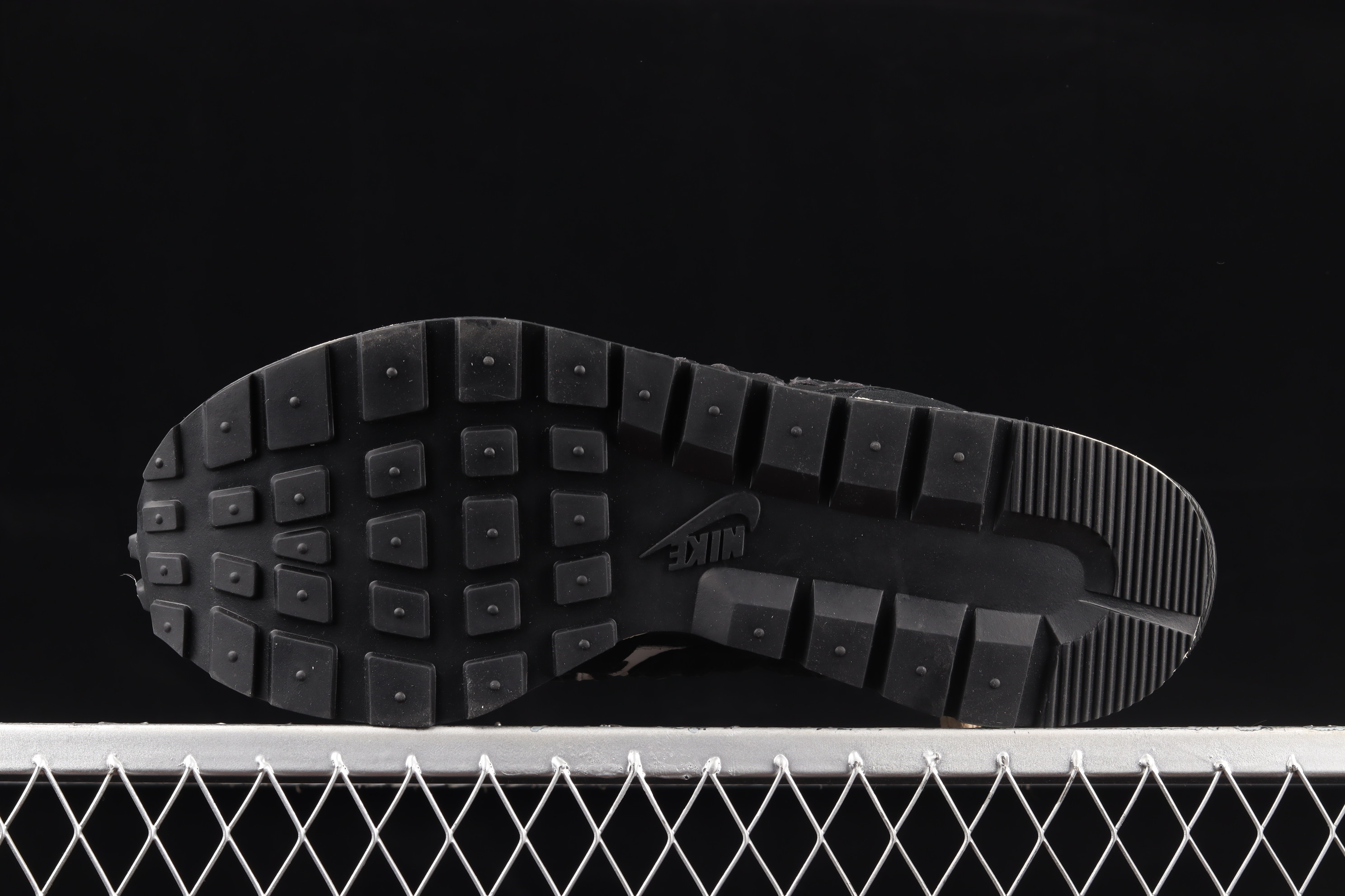 Nike Vaporwaffle, Sacai Jean Paul Gaultier Black White