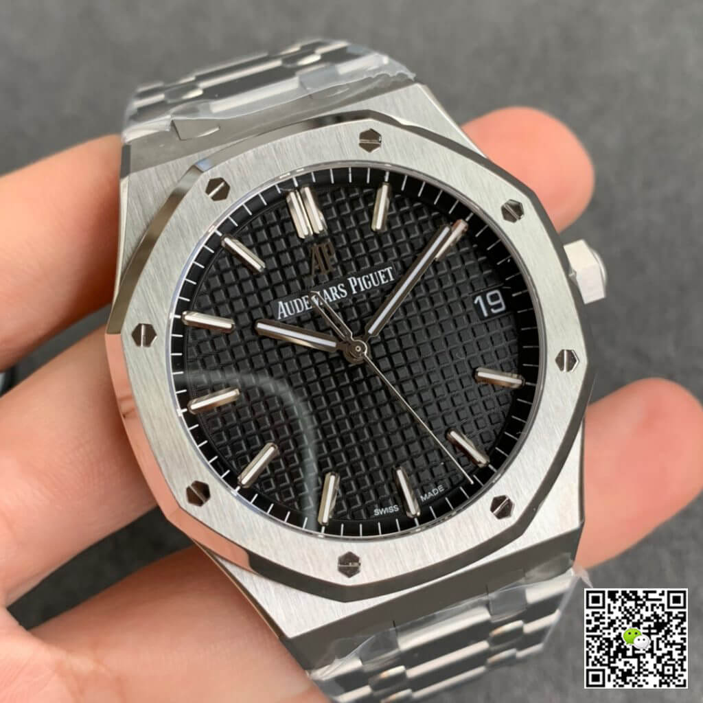 Replica Audemars P1g*et Royal Oak 15500ST.OO.1220ST.03 1:1 Best Edition ZF Factory Black Dial
