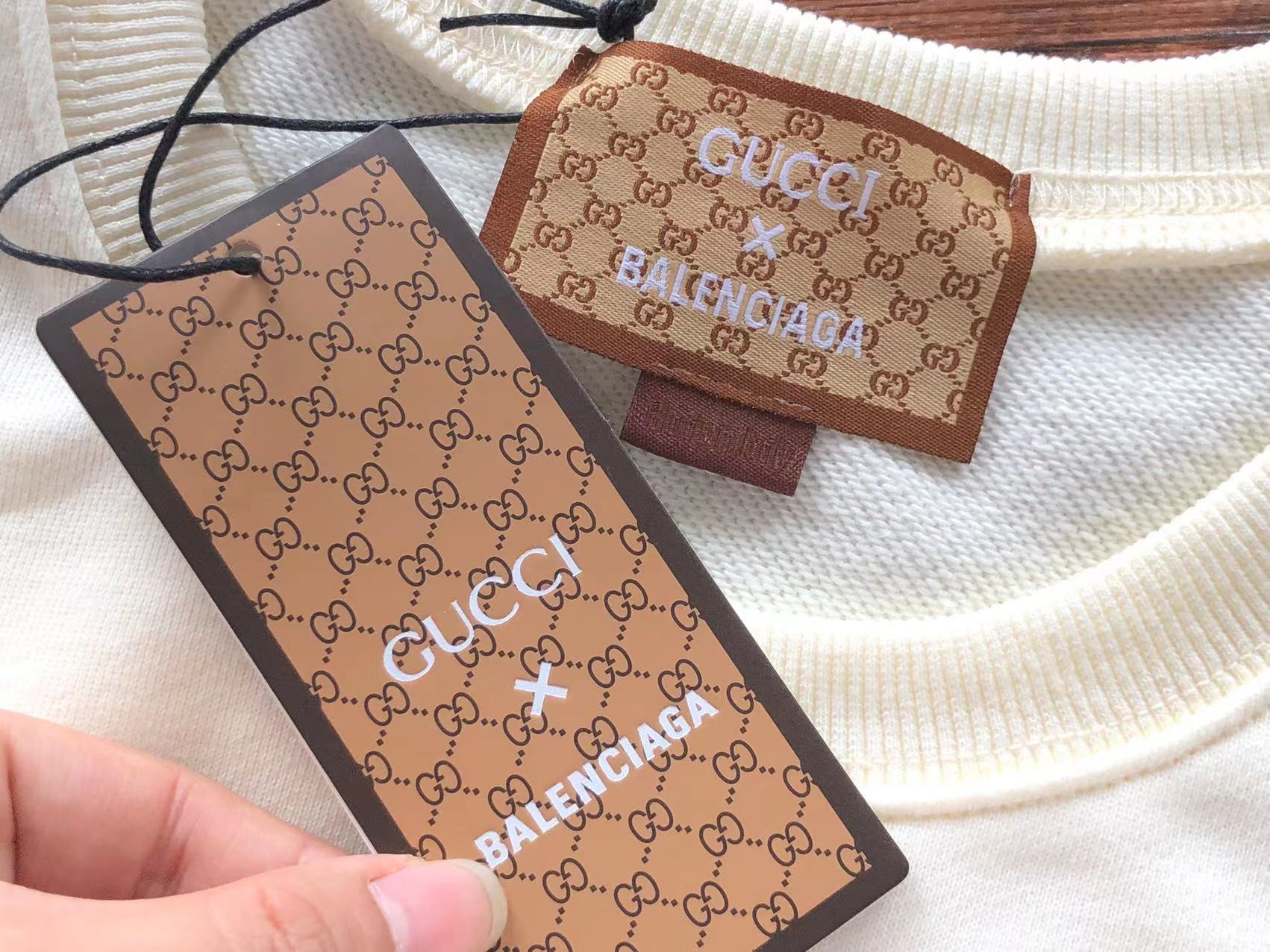 Gvc*1 x Ba1en*iaga Sweatshirt