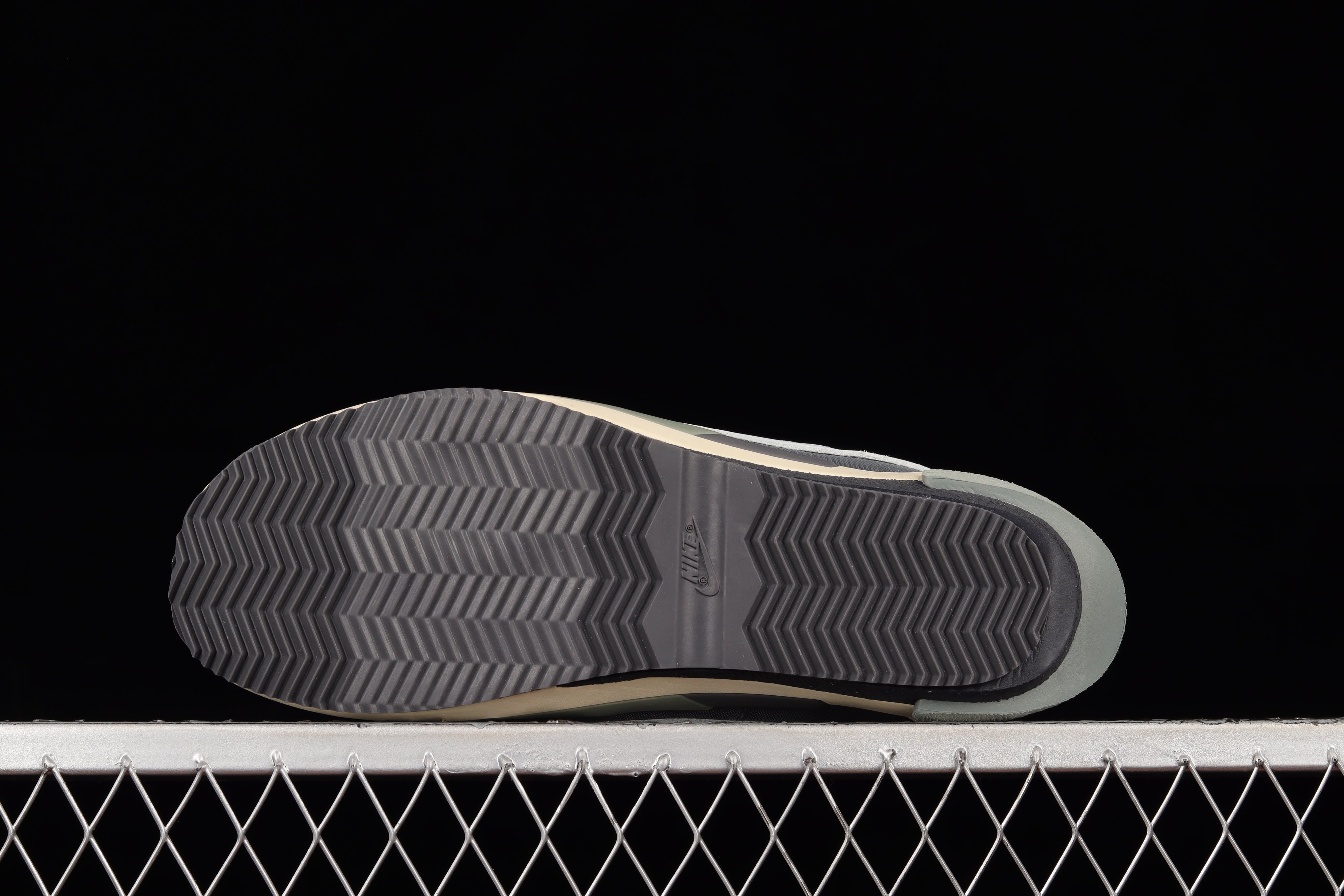 Sacai x Nike Zoom Cortez 4.0 Dark Grey White Green