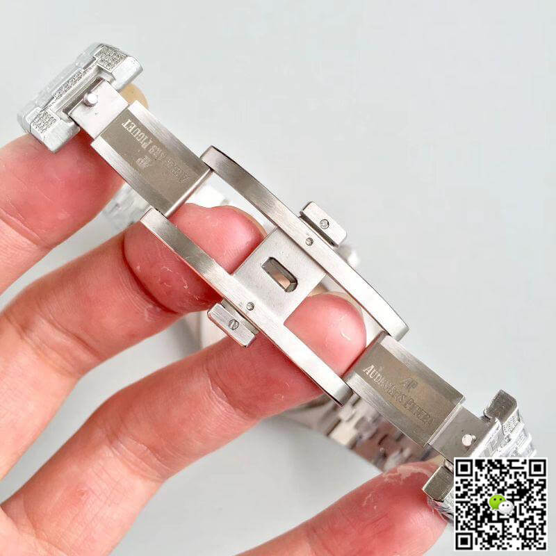 Replica Audemars P1g*et Royal Oak Series 15400.OR 1:1 Best Edition Swiss ETA3120 Full D1am0nd Dial