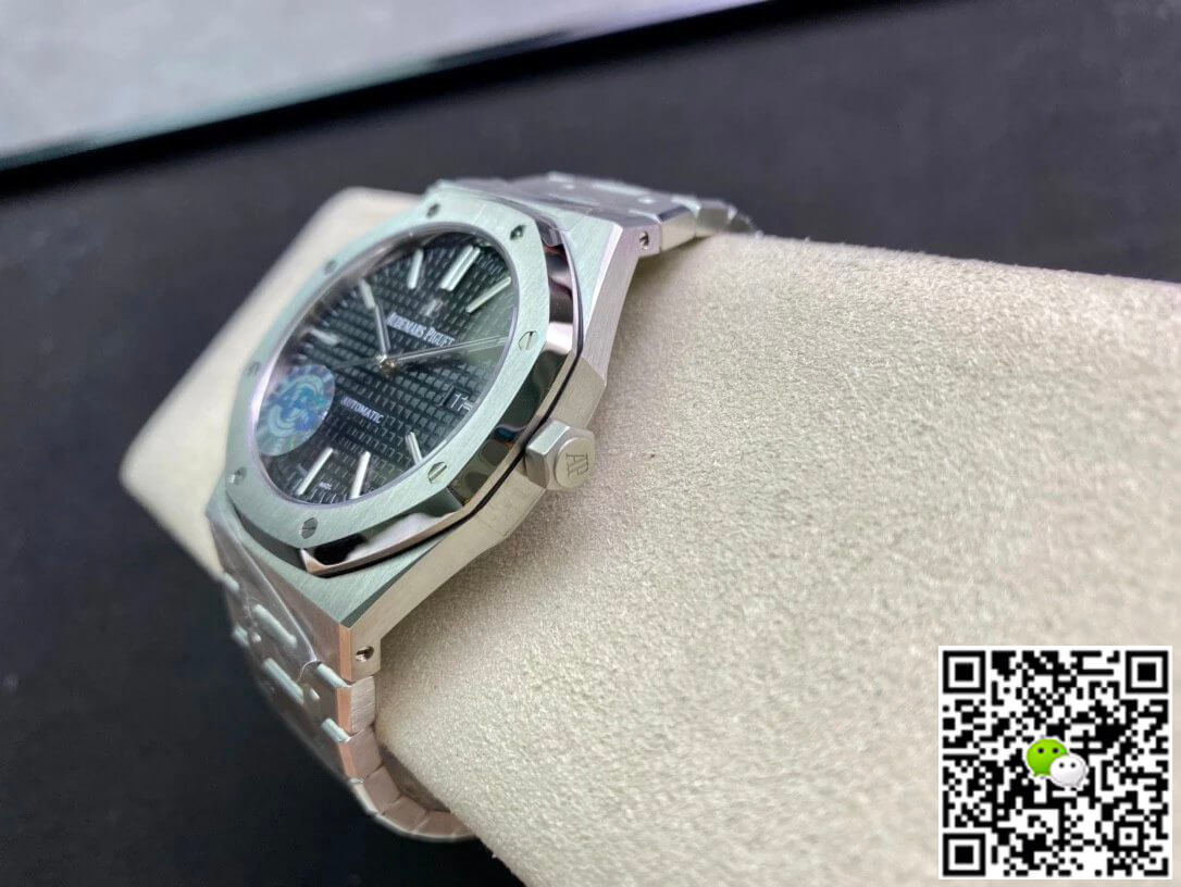 Replica Audemars P1g*et Royal Oak 15400ST.OO.1220ST.01 1:1 Best Edition APS Factory Black Dial
