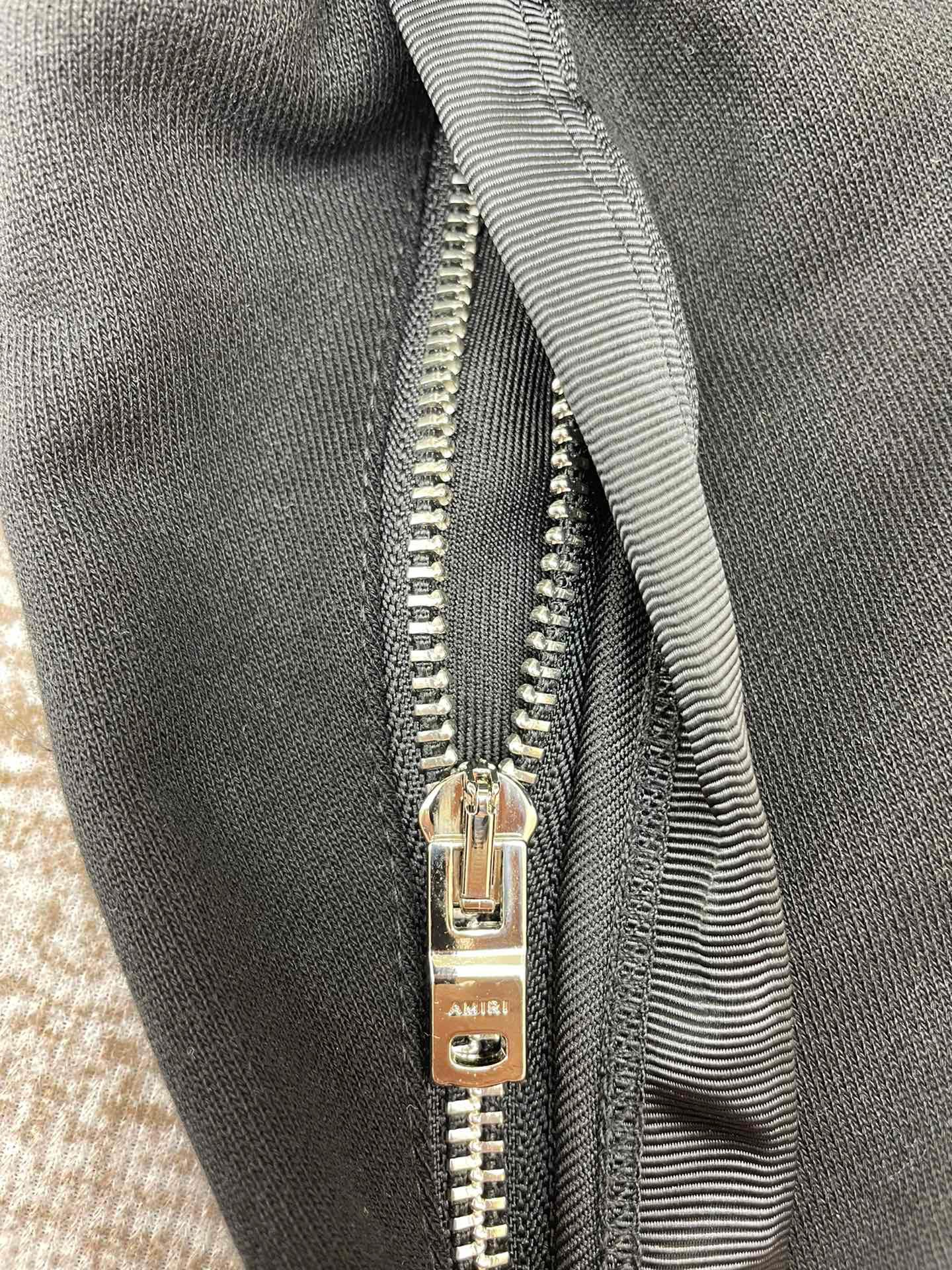 1:1 quality version Small letter hem destruction shorts