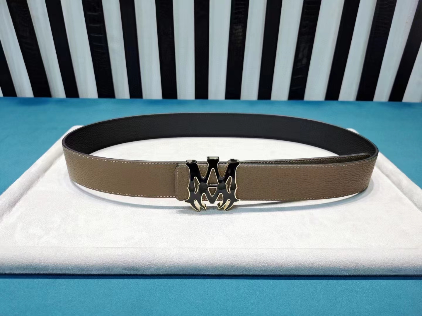 1:1 quality version Business Men