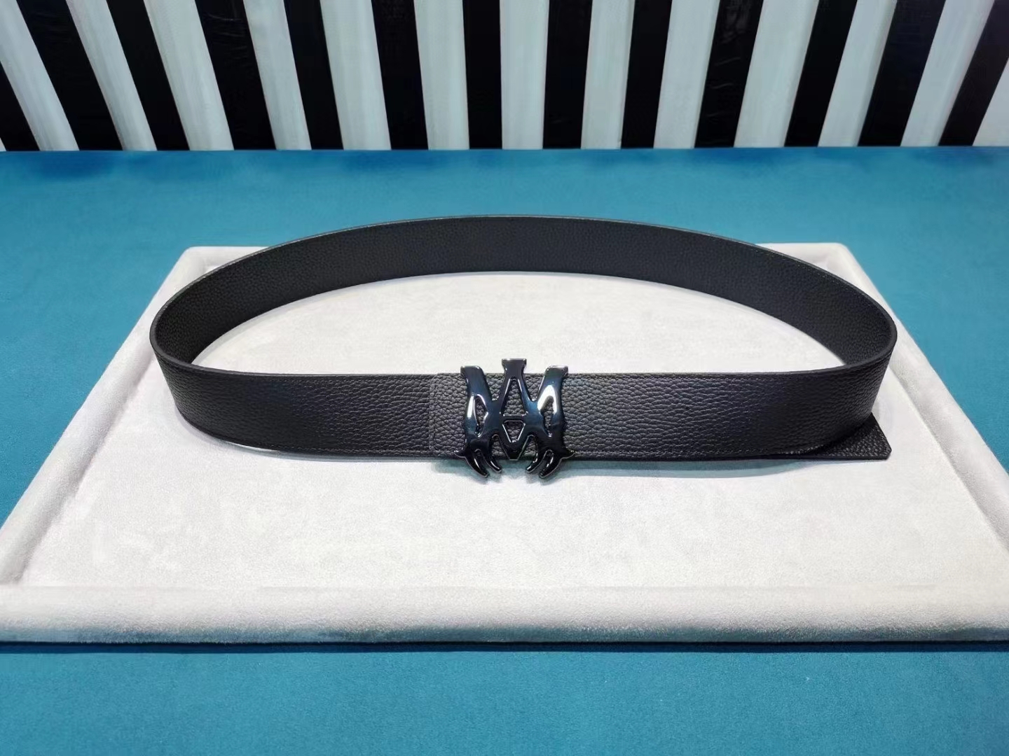 1:1 quality version Business Men