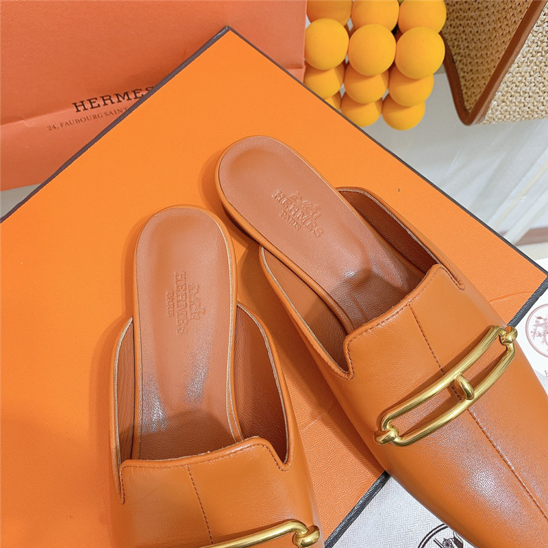 H**me5 flat slippers