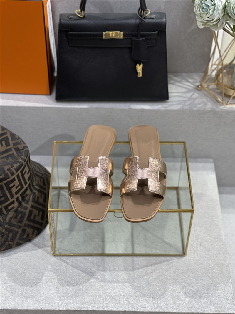 H**me5 early spring new color slippers