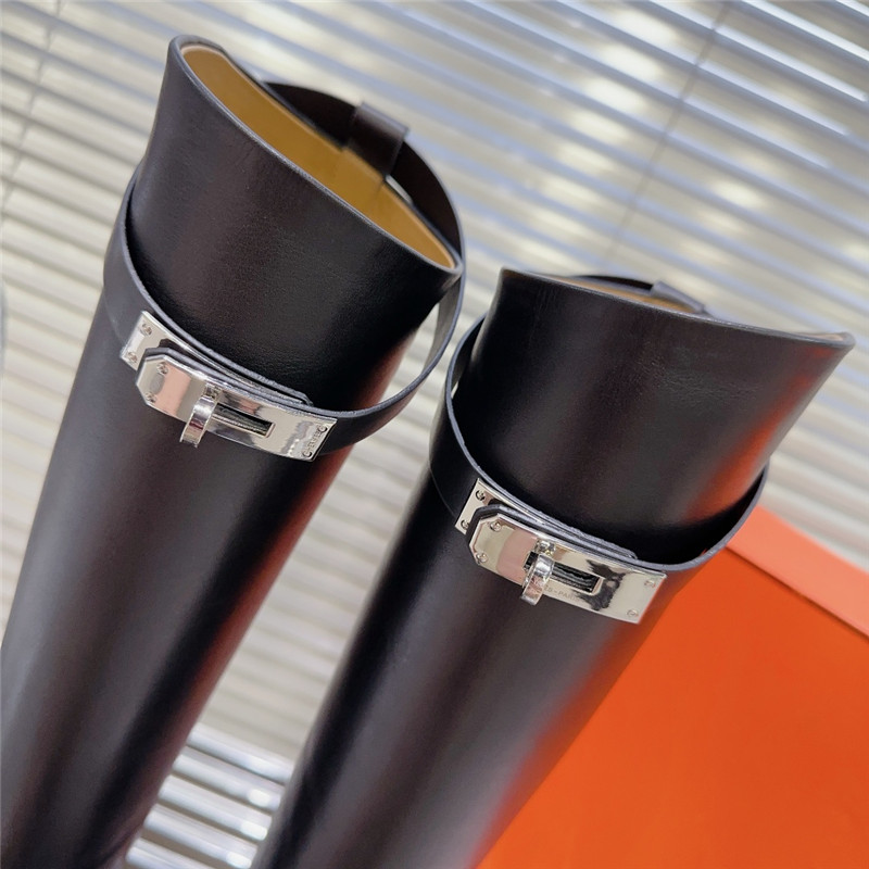 H**me5 H lock perpetual classic boots