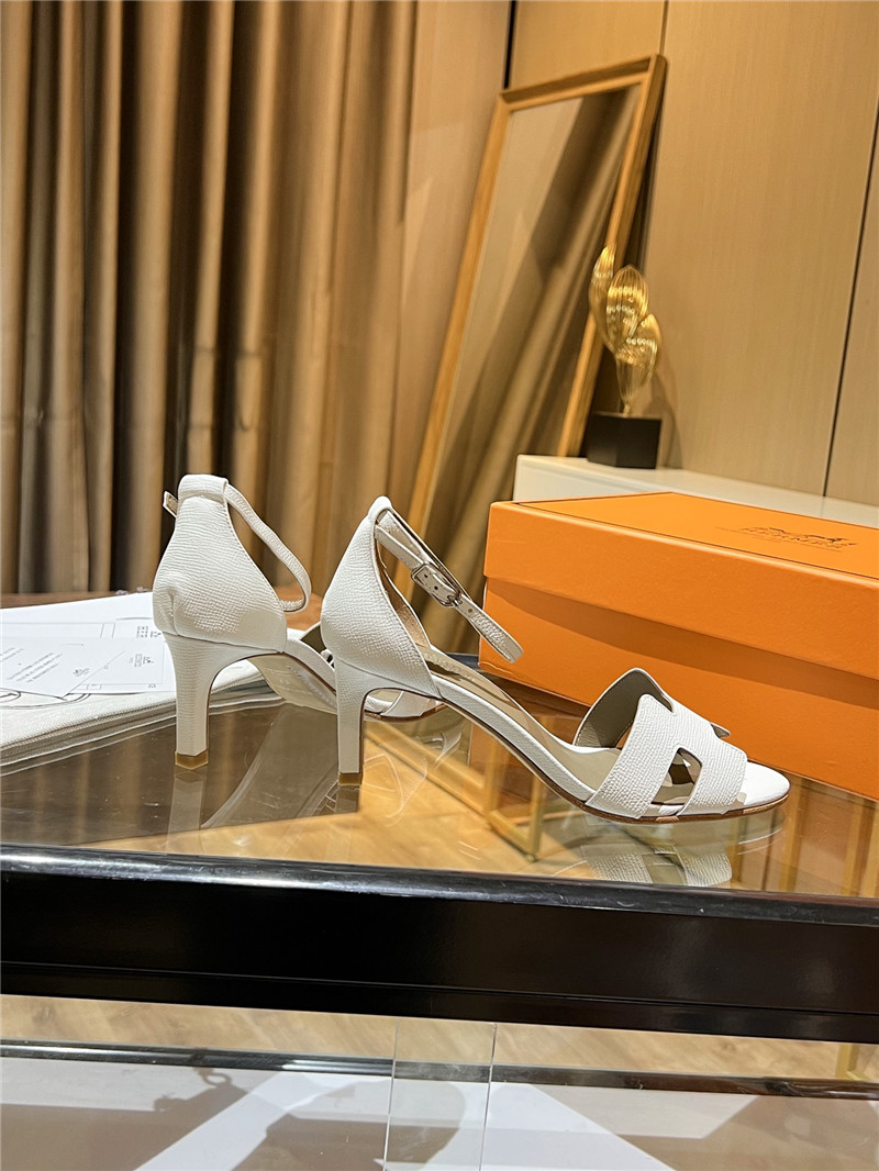 H**me5 high heel sandals