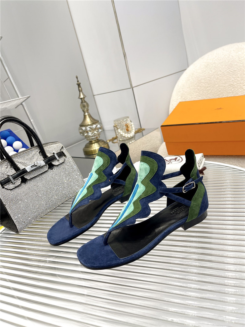 H**me5 color block sandals