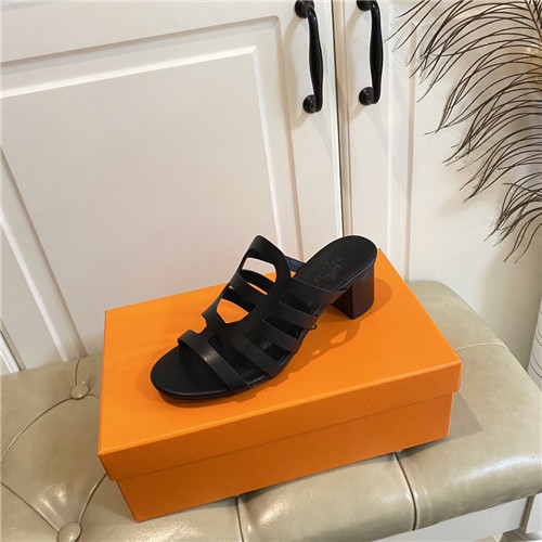 H**me5 Sandals Dupe block heel