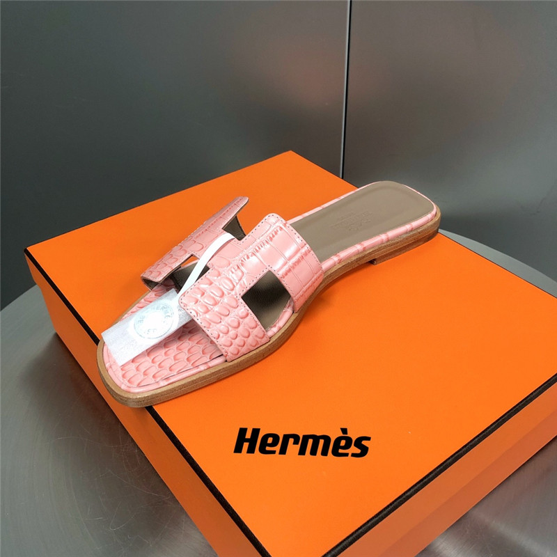 H**me5 oran crocodile slippers