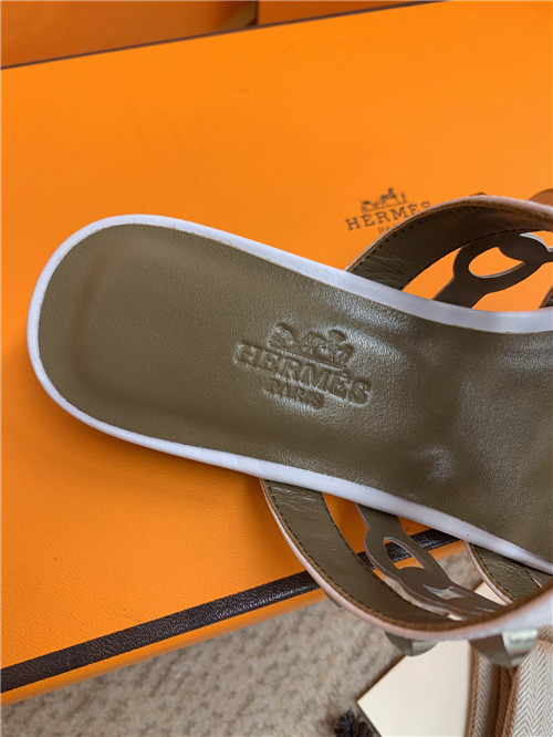 H**me5 flat slippers womens