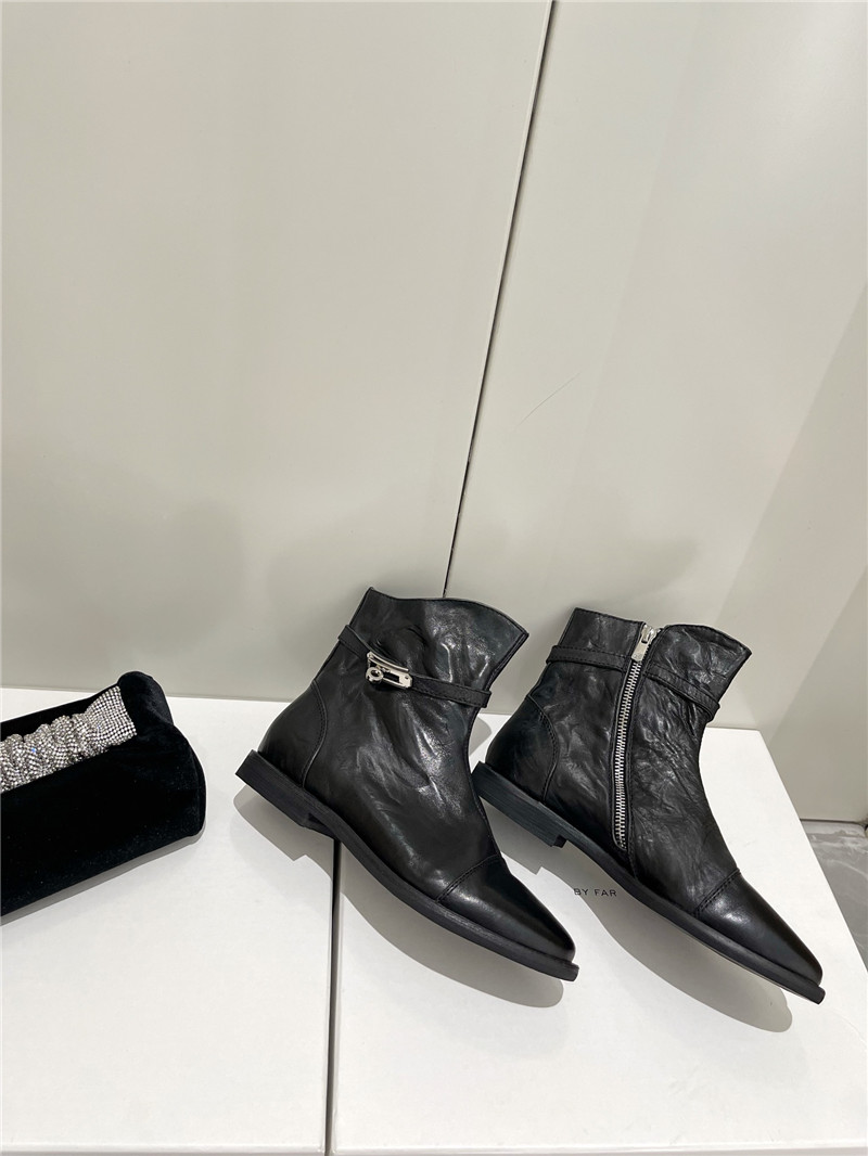 H**me5 kelly zip ankle boots