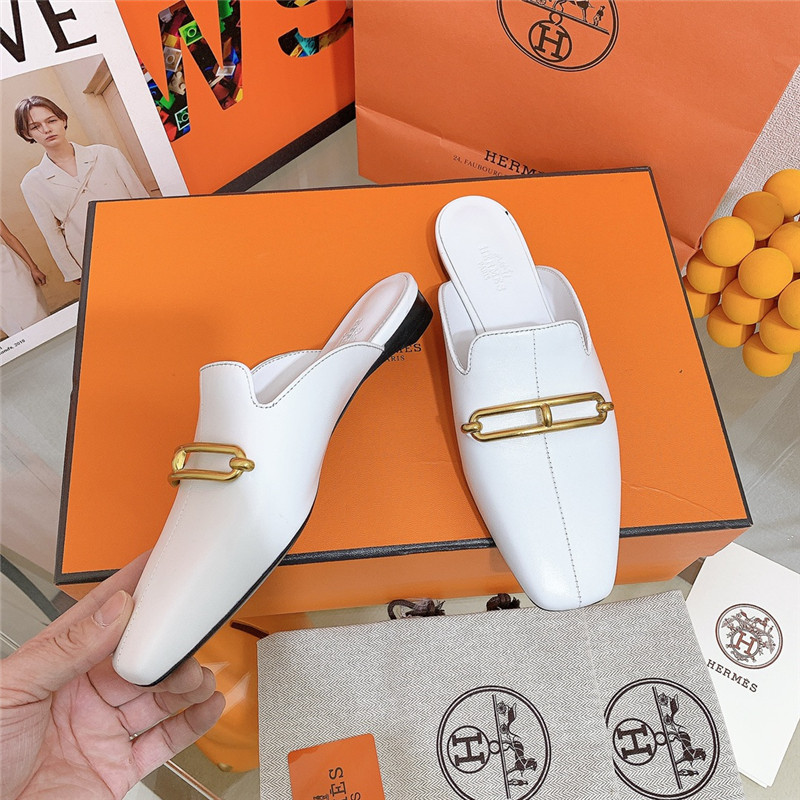 H**me5 flat slippers