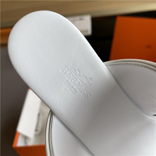 H**me5 H flat slippers