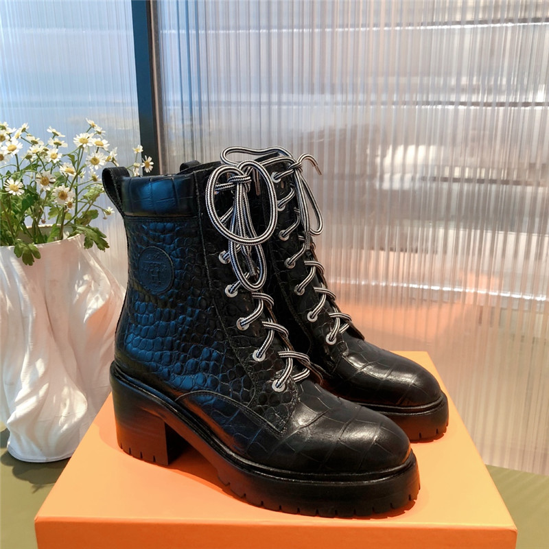 H**me5 classic ankle boots