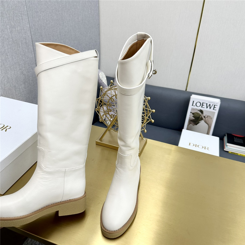 H**me5 Classic Boots