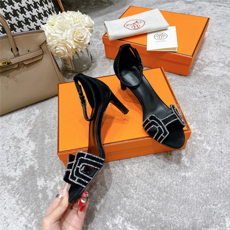 H**me5 High Heel Sandals