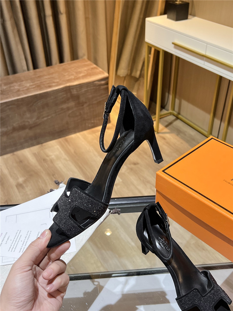 H**me5 high heel sandals