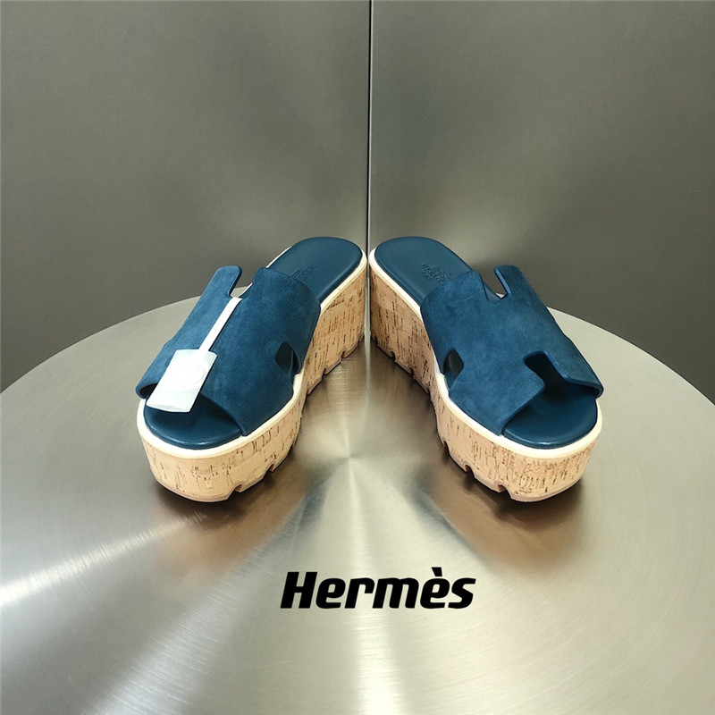 H**me5 Platform Slippers