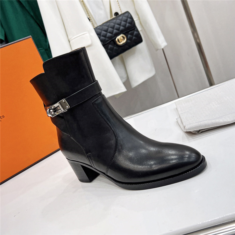 H**me5 frenchie 50 ankle boots