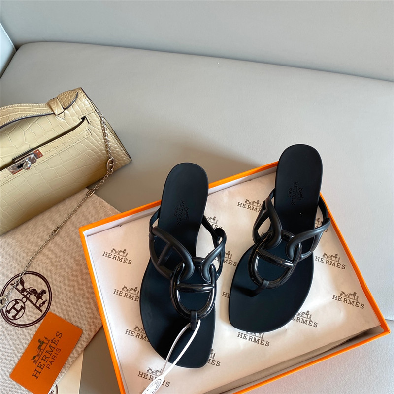 H**me5 new pig nose chain flip flops