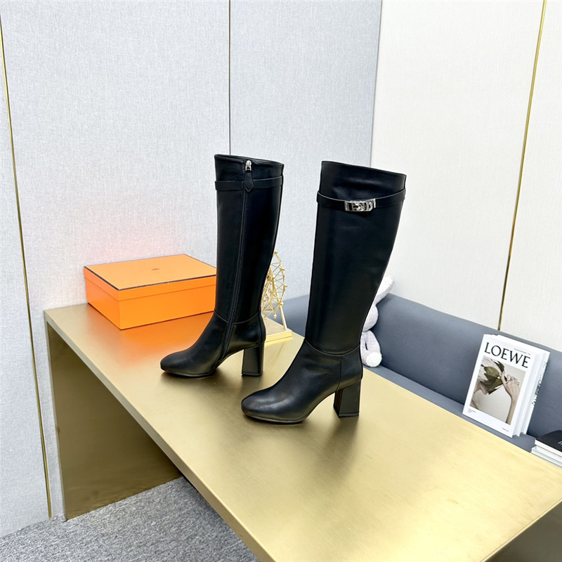 H**me5 Classic Boots