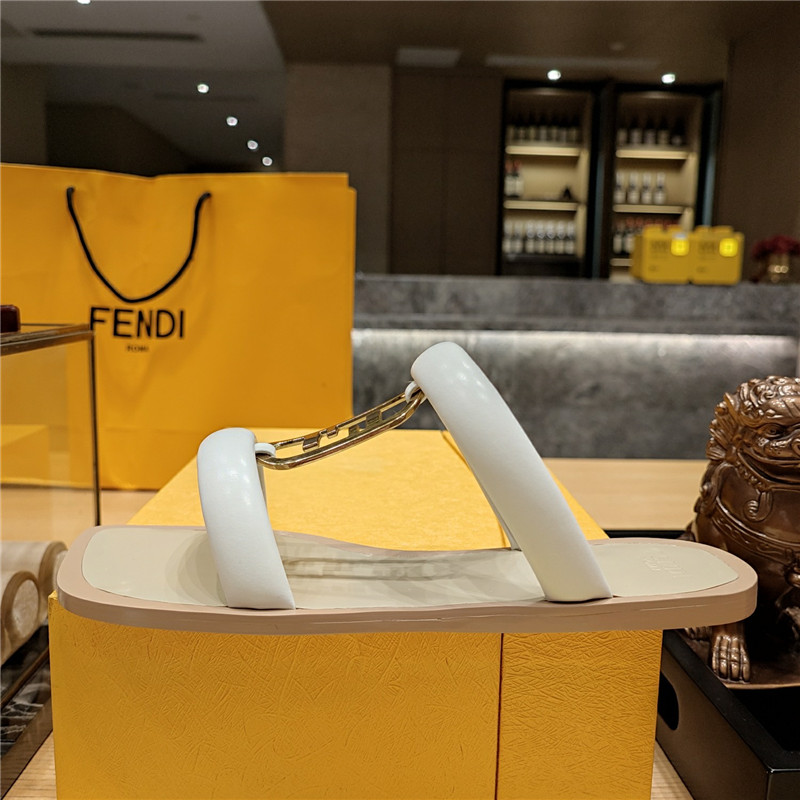 F**di flat beach sandals