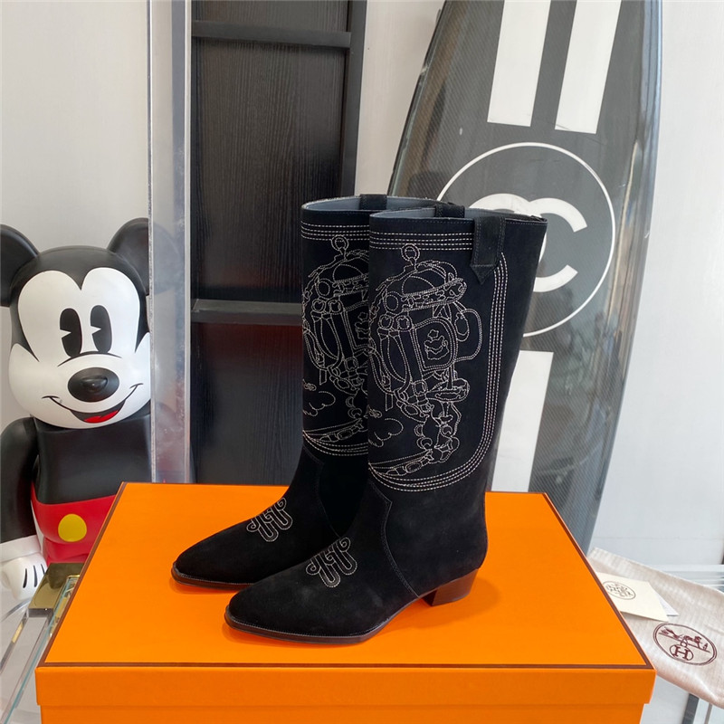 H**me5 embroidered long boots