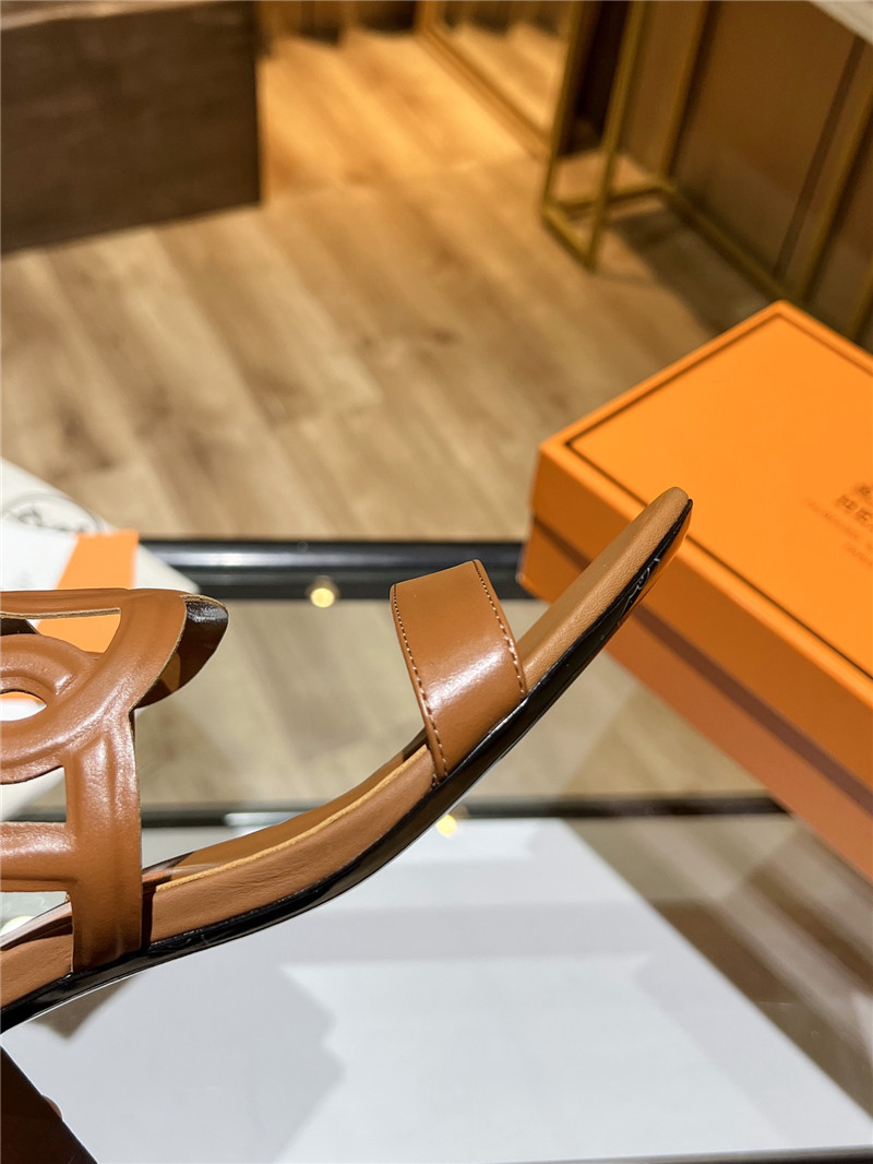 H**me5 Sandals Dupe chunky heel sandals