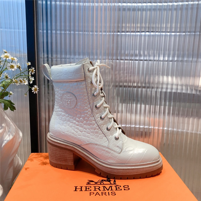 H**me5 classic ankle boots