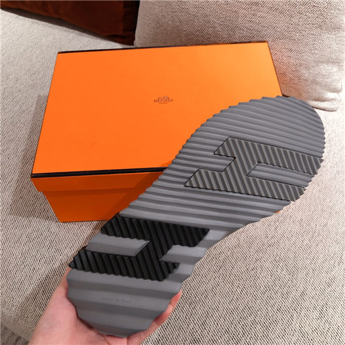 H**me5 sneakers womens