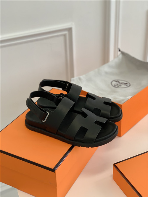 H**me5 Chypre Dupe sandals women