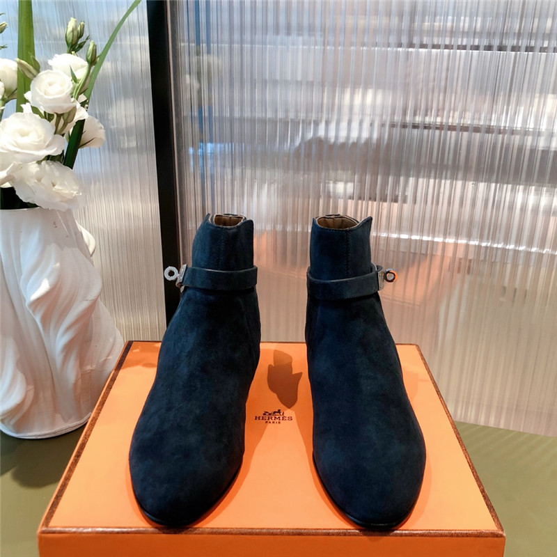 H**me5 kelly buckle ankle boots