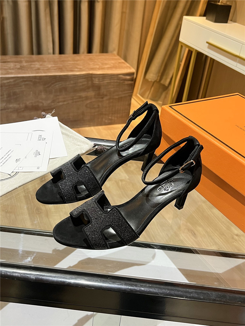 H**me5 high heel sandals