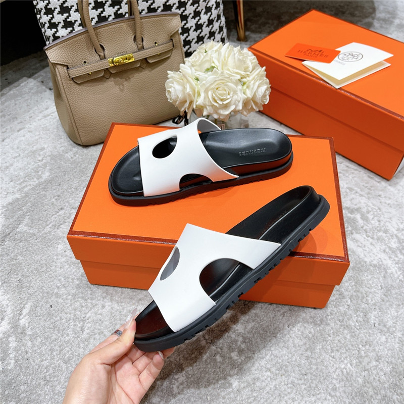 H**me5 platform slippers