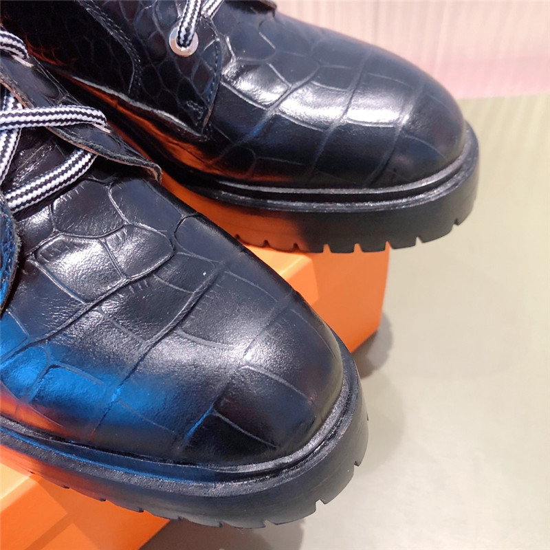 H**me5 classic ankle boots