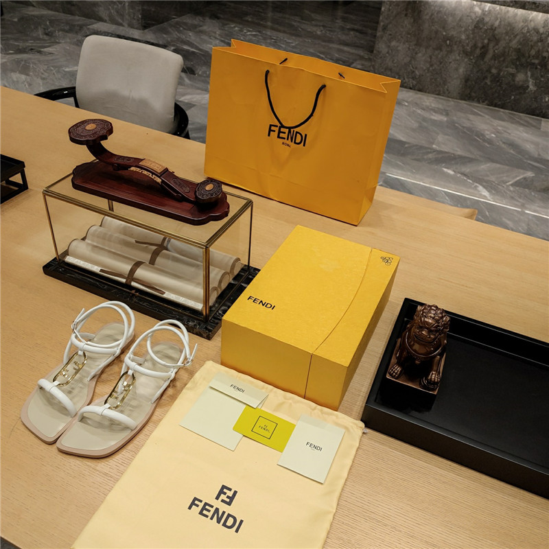 F**di flat beach sandals