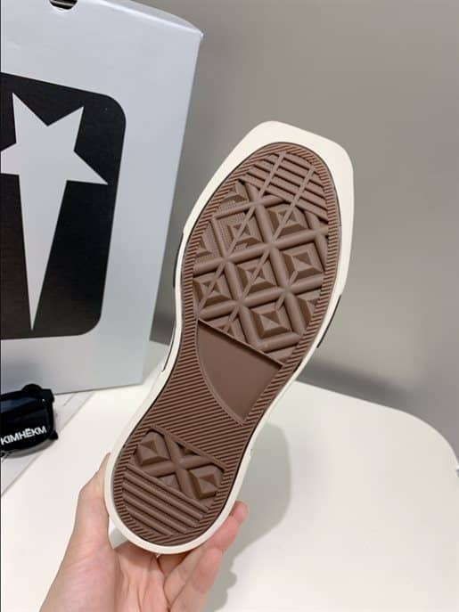 Rick Owens Low-top Sneakers   RS014