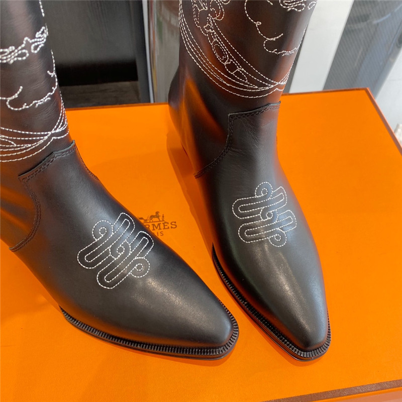 H**me5 embroidered long boots