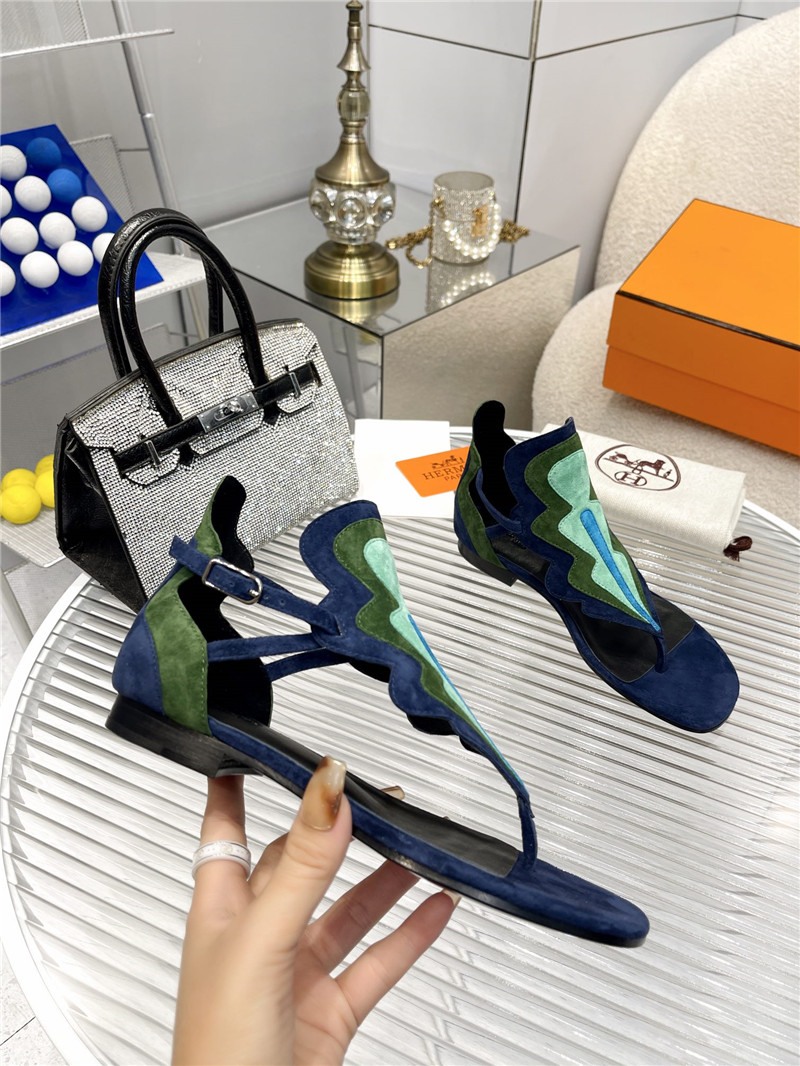 H**me5 color block sandals