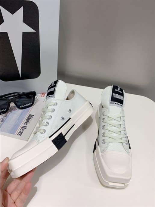 Rick Owens Low-top Sneakers   RS013