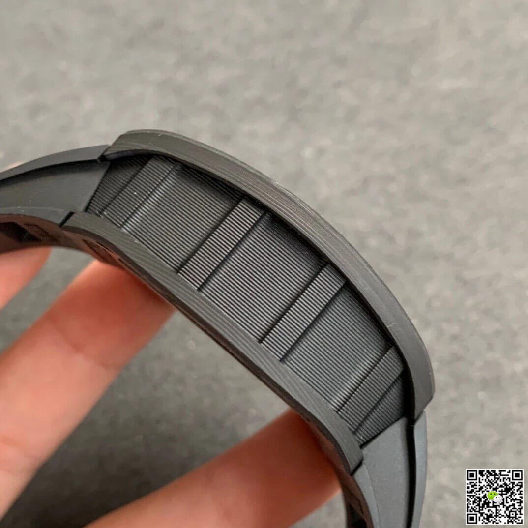 Replica Richard Mille RM011 1:1 Best Edition KV Factory Carbon Fiber Case