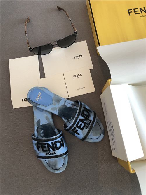 F**di slippers sandals